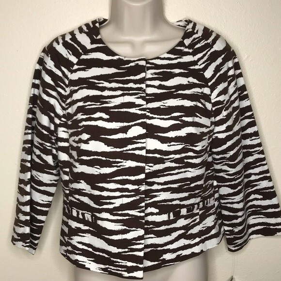 NWT Anne Klein Cropped 3/4 Sleeve Zebra Print Brown Cream Faux Pockets Size 2 - Picture 16 of 16